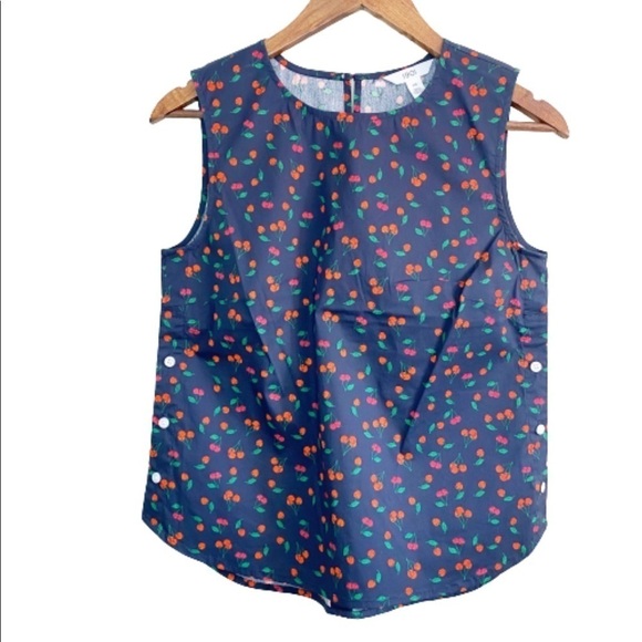 1901 New Without Tags Navy Tossed Cherry Side Button Poplin Tank Top - Picture 3 of 9